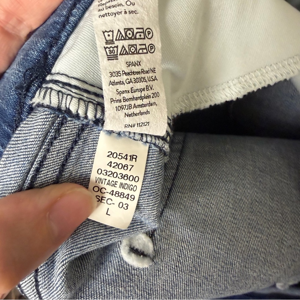 Spanx Spanxshape Everywhere Kick Flare Jeans Vint… - image 7